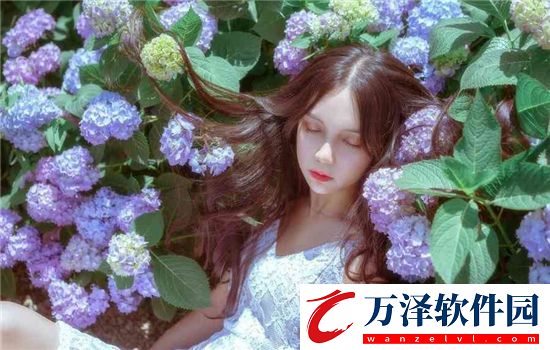 男女一起努力做豆?jié){