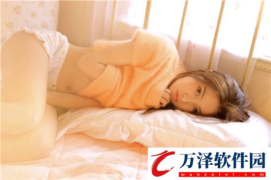 小肚子灌得鼓鼓的
